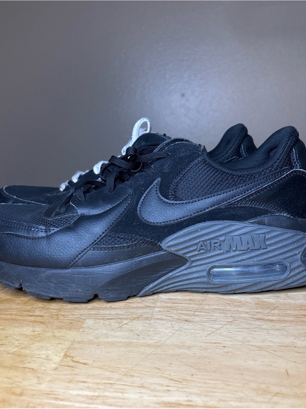 Nike Air Max Men's Black Low-Top Sneakers